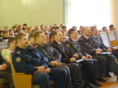 17:42 В городе Шумерле прошел ежегодный слет водителей